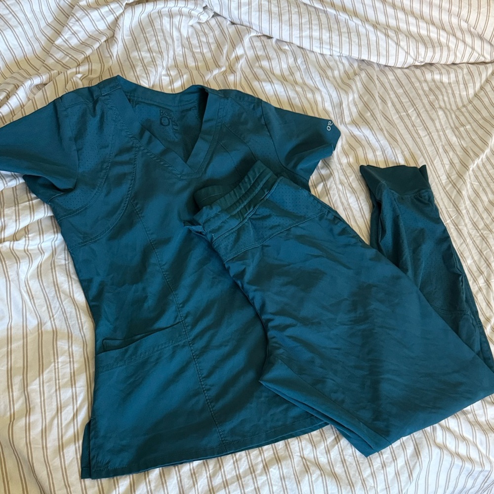 Barco Uniforms Teal Scrub Set